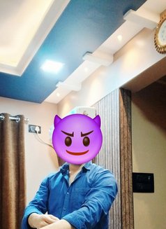 Robin Da Silva - Male escort in Mumbai Photo 11 of 15