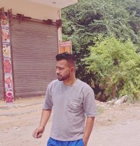 Robin - Acompañantes masculino in Chandigarh