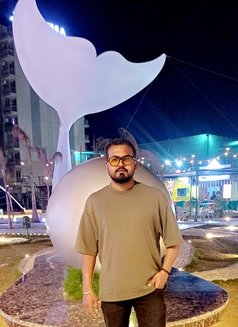 Robin - Male escort in Chandigarh Photo 7 of 13