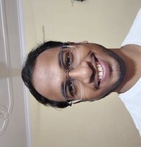 Robin - Male escort in New Delhi