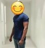 Robin (jaffna ,wellawatta ,bampalapitiya - Male escort in Colombo Photo 1 of 1