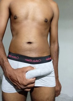 Robinsan Samantha - Male escort in Colombo Photo 6 of 6