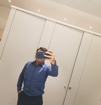 RAA - Acompañante masculino in Dubai