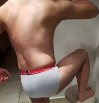 RAA - Acompañante masculino in Dubai