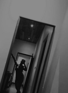 Rochelle Queen (Cam Only) - escort in Colombo Photo 6 of 8