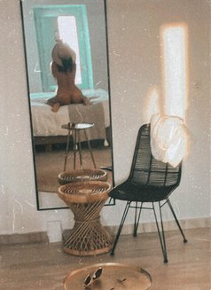 Rochelle - escort in Toronto Photo 6 of 6