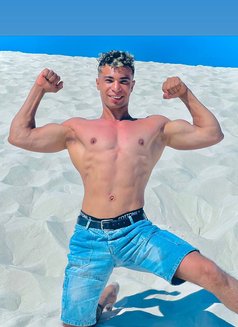 Rock - Male escort in Cairo Photo 11 of 23