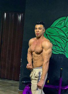 Rock - Male escort in Cairo Photo 19 of 23