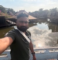 Rock Hard Shig - masseur in Bangalore