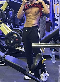 Rock Ss - Male escort in Cairo Photo 1 of 1