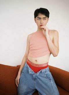 Rock your FemBoy - Male escort in Makati City Photo 2 of 5