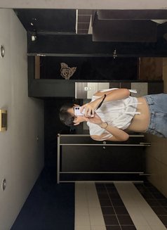 Rock your FemBoy - Male escort in Makati City Photo 5 of 5