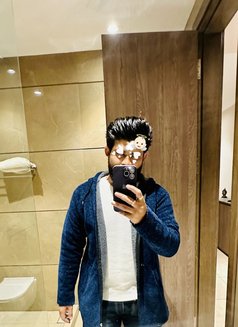 Rockey Player - Male escort in New Delhi Photo 2 of 3