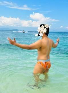 Rockey Player - Male escort in New Delhi Photo 7 of 11