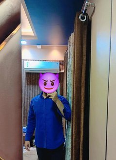 Rockey the Masseur - Acompañantes masculino in Mumbai Photo 2 of 12