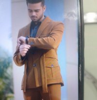 Rockeyrock - Male escort in Dubai