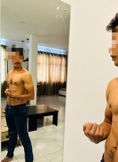 Rocking Boy Aki - Male escort in Colombo Photo 3 of 17