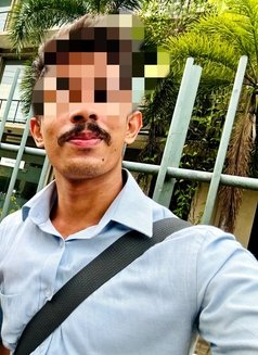 Rocking Boy Aki - Male escort in Colombo Photo 6 of 17