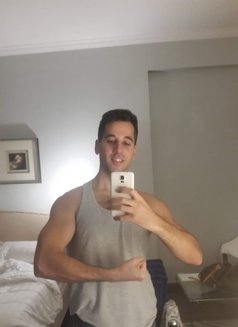 Rocko 22cm - Male escort in Dubai Photo 3 of 3