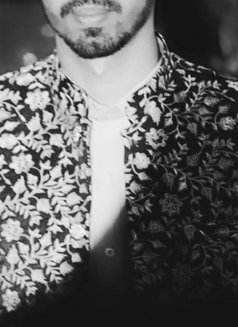 Rocky@Bahrain - Acompañantes masculino in Al Manama Photo 5 of 5