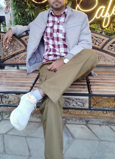 Rocky Hunk - Male escort in New Delhi Photo 4 of 4