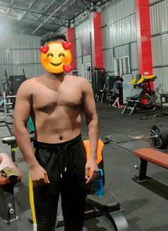 Rony - Male escort in Bangalore Photo 3 of 7