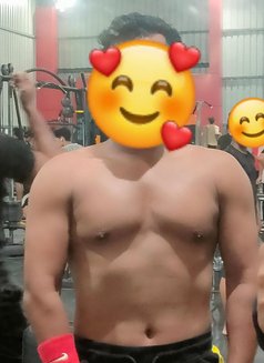 Rony - Male escort in Bangalore Photo 4 of 7