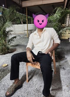 Rocky - Male escort in Bangalore Photo 2 of 3