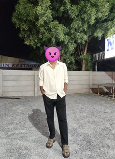 Rocky - Male escort in Bangalore Photo 3 of 3