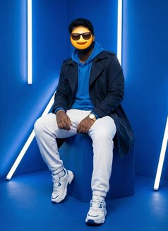 Rocky - Acompañantes masculino in Bangalore Photo 1 of 3