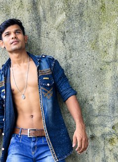 Rocky - Acompañantes masculino in Bangalore Photo 3 of 4