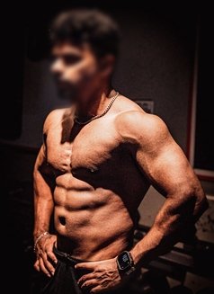 Rocky - Male escort in Chennai Photo 2 of 5