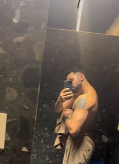 Rocky - Male escort in Dubai Photo 1 of 1