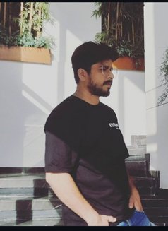 Rocky - Acompañantes masculino in Mumbai Photo 1 of 7