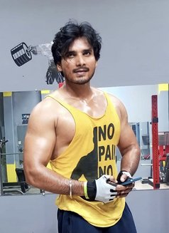 Rocky - Male escort in Mumbai Photo 2 of 3