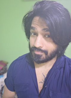 Rocky - Male escort in New Delhi Photo 3 of 3