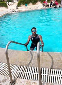 Rocky - Male escort in New Delhi Photo 3 of 3