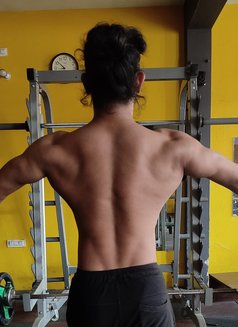 Rocky - Acompañantes masculino in New Delhi Photo 1 of 2