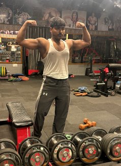 Rocky76 - Male escort in New Delhi Photo 1 of 4