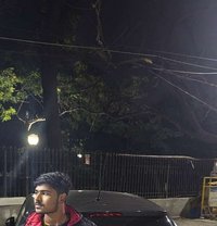 Rocky76 - Acompañantes masculino in New Delhi