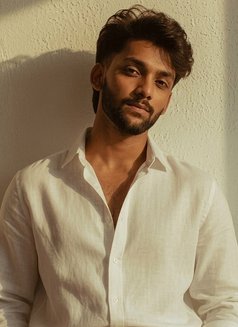 Rockyy - Male escort in Bangalore Photo 1 of 1