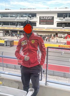 Roco - Male escort in Mumbai Photo 4 of 5