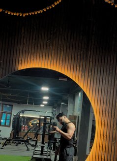 Roco - Male escort in Noida Photo 2 of 2