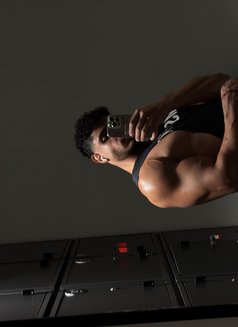 Rocy - Acompañantes masculino in Dubai Photo 6 of 13