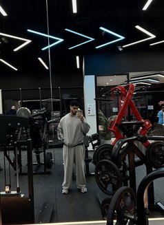 Rocy - Acompañantes masculino in Dubai Photo 5 of 13