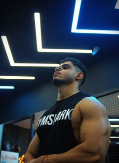 Rocy - Acompañantes masculino in Dubai Photo 13 of 13