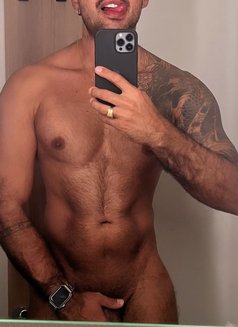 Rodrigobresil21cm - Male escort in Aix-en-Provence Photo 4 of 8