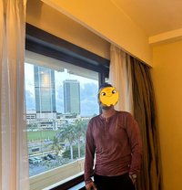 Roger - masseur in Bangalore