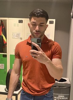 Rogeşxxl22CM - Male escort in İstanbul Photo 3 of 6