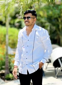 Roha - Male escort in Pune Photo 1 of 1